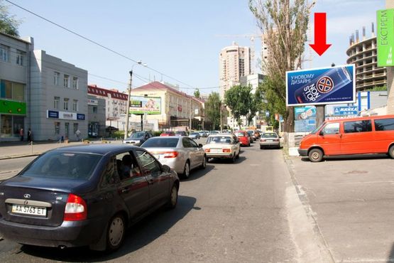 Фото рекламної площини за адресою Глубочицкая ул., 53, возле супермаркетов "Фоксторот", "Эльдорадо", в сторону Сечевых Стрельцов ул. (бывш. Артема ул.)