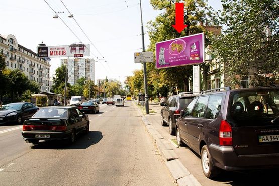 Фото рекламной плоскости по адресу Мельникова ул., 8, ст. м. "Лукьяновская", из центра