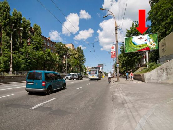 Фото рекламной плоскости по адресу Гетьмана ул., 25, возле ТРЦ "Мармелад", в сторону ст. м. "Шулявская"