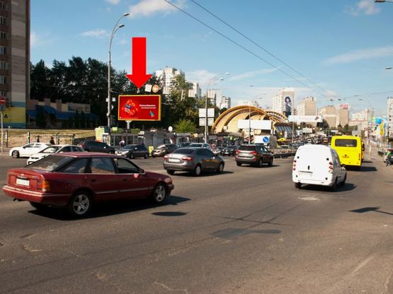 Фото рекламной плоскости по адресу Чоколовский бул. - Уманская ул., возле радиорынка, Караваевых дач, в сторону моста Индустриального Фото рекламной плоскости по адресу Чоколовский бул. - Уманская ул., возле радиорынка, Караваевых дач, в сторону моста Индустриального