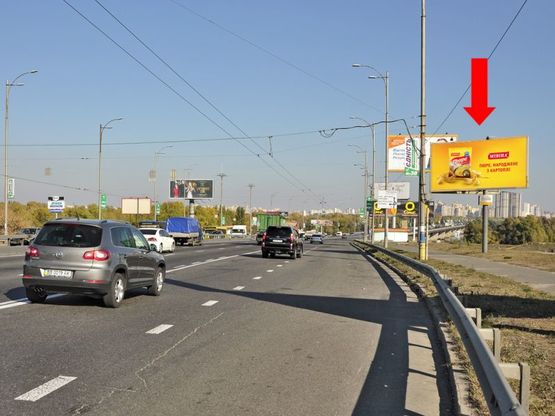 Фото рекламної площини за адресою Ватутина пр., Московский мост, справа, в сторону левого берега
