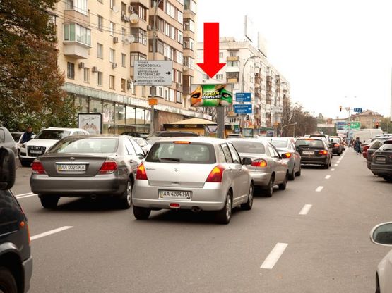 Фото рекламної площини за адресою Украинки бул., 24 / Алмазова ул. (бывш. Кутузова ул.), ресторан "Марокана", "Спацио", в сторону Украинки бул.