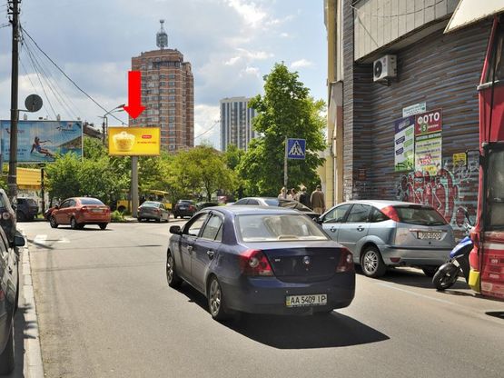 Фото рекламной плоскости по адресу Львовская пл., возле Дома Художника, в сторону Бульварно-Кудрявская ул. (бывш. Воровского ул.), Ярославов Вал ул.