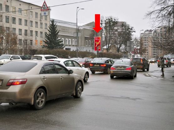 Фото рекламної площини за адресою Старонаводницкая ул., 1/45, в сторону Героев ВОВ пл. Фото рекламної площини за адресою Старонаводницкая ул., 1/45, в сторону Героев ВОВ пл.