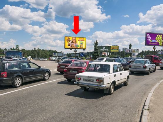 Фото рекламної площини за адресою Харьковская пл., разделитель, выезд с Харьковское шоссе в сторону пр. Бажана