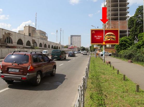 Фото рекламной плоскости по адресу Малевича ул. (бывш. Боженка ул.), 83 в сторону Федорова ул.