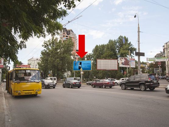 Фото рекламної площини за адресою Черновола ул. / Дмитриевская ул., в сторону Сечевых Стрельцов ул. (бывш. Артема ул.) Фото рекламної площини за адресою Черновола ул. / Дмитриевская ул., в сторону Сечевых Стрельцов ул. (бывш. Артема ул.)