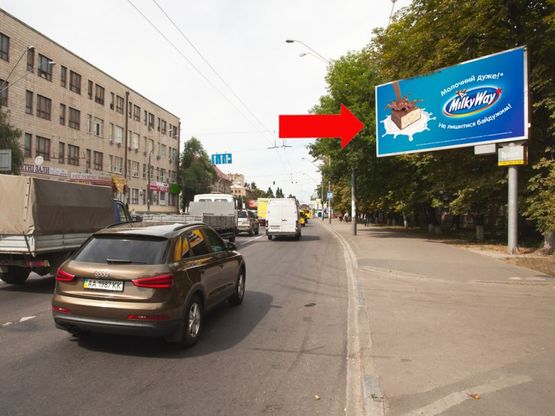 Фото рекламної площини за адресою Довженко ул.,12, напротив, в сторону Телиги ул.