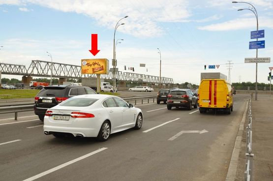 Фото рекламної площини за адресою Электриков ул., 7 / Набережно-Рыбальская ул. / Электриков ул., в сторону Оболони, мост Московский