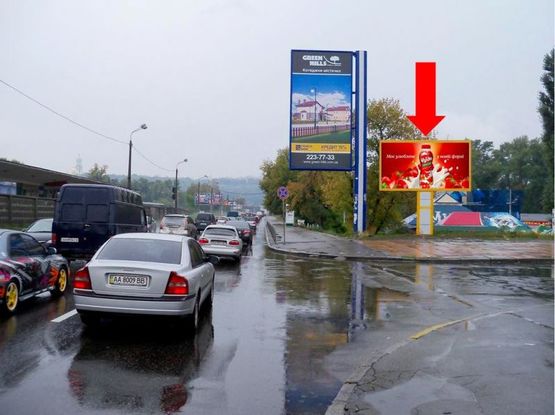 Фото рекламной плоскости по адресу Броварской пр., ст. м. "Гидропарк", в сторону мост Метро