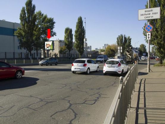 Фото рекламной плоскости по адресу Новоконстантиновская ул., 1 / ул. Электриков, за развязкой, в сторону Петровки