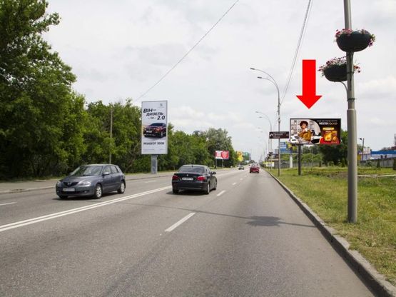 Фото рекламної площини за адресою Броварской пр., за мостом метро, 300 м ст. м. "Гидропарк", из центра