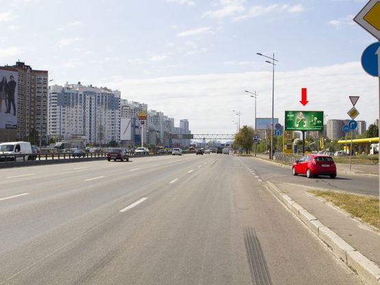 Фото рекламной плоскости по адресу Бажана пр. - пр. Григоренко, ст. м. "Позняки", возле АЗС "Кло", напротив McDonald's, в центр