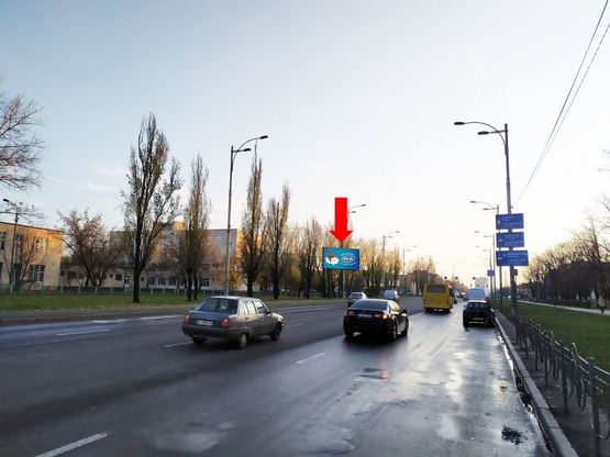 Фото рекламной плоскости по адресу Гагарина пр. 22, на разделителе, в сторону пл. Дарницкой (бывш. Ленингардская пл.) Фото рекламной плоскости по адресу Гагарина пр. 22, на разделителе, в сторону пл. Дарницкой (бывш. Ленингардская пл.)