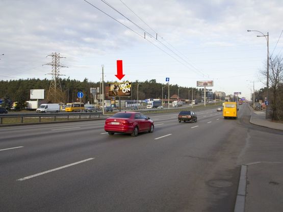 Фото рекламной плоскости по адресу Кольцевая дорога - ул. Победы, разделитель, в сторону пр. Победы