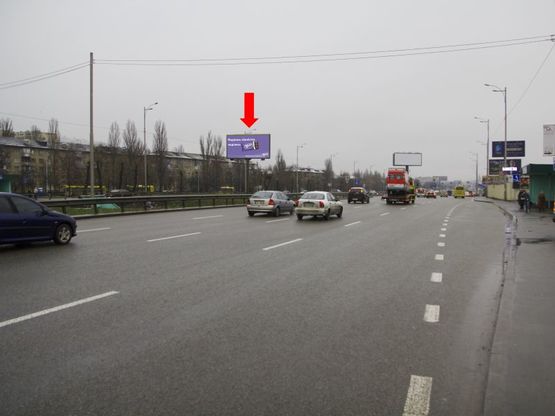 Фото рекламної площини за адресою Кольцевая дорога - ул. Литвиненко-Вольгемут, разделитель, поворот на Софиевскую Борщаговку, в сторону Одесской пл.