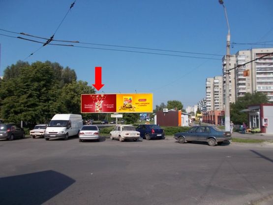 Фото рекламной плоскости по адресу Широкая ул., 68 / Субботовская ул., возле супермаркета "АТБ", рынка "Левандовский",  левая Фото рекламной плоскости по адресу Широкая ул., 68 / Субботовская ул., возле супермаркета "АТБ", рынка "Левандовский",  левая