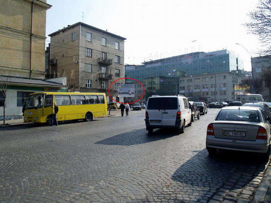 Фото рекламної площини за адресою пл. Петрушевича Фото рекламної площини за адресою пл. Петрушевича