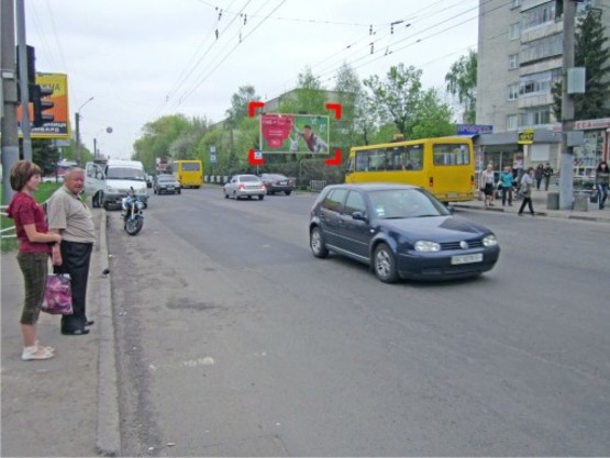 Фото рекламной плоскости по адресу вул. Мазепи, 12, призма 3 Фото рекламной плоскости по адресу вул. Мазепи, 12, призма 3