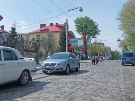 Фото рекламной плоскости по адресу пер. вул. Мельника – Квітневої, розмір 2,3 х 3,2 м