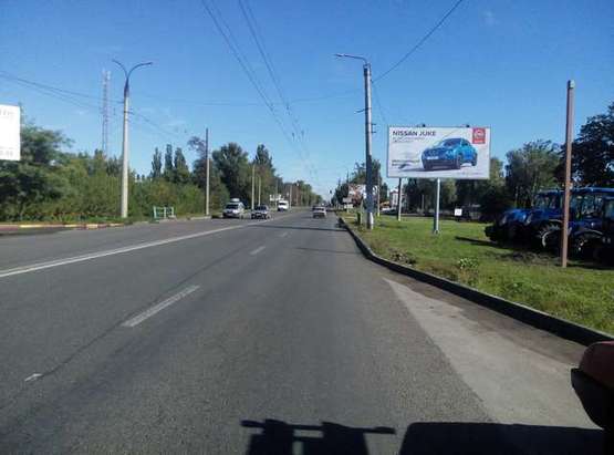 Фото рекламної площини за адресою Смілянська вул., 195 Фото рекламної площини за адресою Смілянська вул., 195