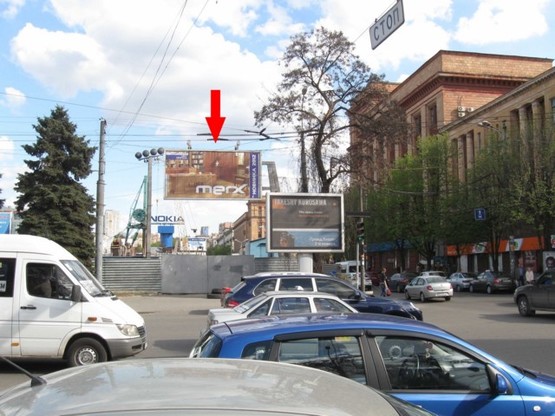 Фото рекламной плоскости по адресу Карла Маркса пр. - ул.Короленка (ТЦ Гранд плаза) Фото рекламной плоскости по адресу Карла Маркса пр. - ул.Короленка (ТЦ Гранд плаза)