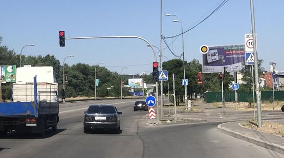 Фото рекламної площини за адресою Днепровская наб., 500 м от ул. Княжий Затон Фото рекламної площини за адресою Днепровская наб., 500 м от ул. Княжий Затон