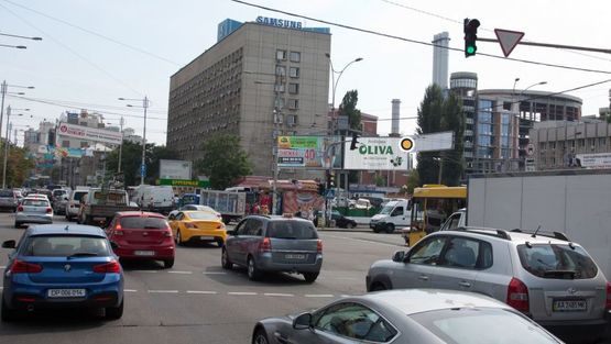 Фото рекламной плоскости по адресу Семена Петлюры ул. / Жилянская ул., правый Фото рекламной плоскости по адресу Семена Петлюры ул. / Жилянская ул., правый