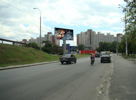 Фото рекламної площини за адресою Одесская пл., выезд с Кольцевой дороги Фото рекламної площини за адресою Одесская пл., выезд с Кольцевой дороги