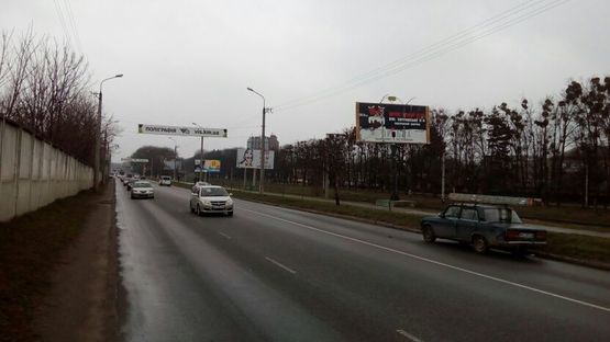 Фото рекламної площини за адресою Толстого (військова частина) Фото рекламної площини за адресою Толстого (військова частина)