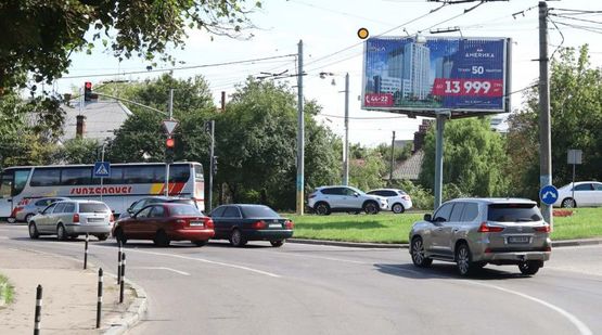 Фото рекламной плоскости по адресу Окружная ул. / Антоновича ул. / Кульпарковская ул., в центр, с Окружной ул. Фото рекламной плоскости по адресу Окружная ул. / Антоновича ул. / Кульпарковская ул., в центр, с Окружной ул.