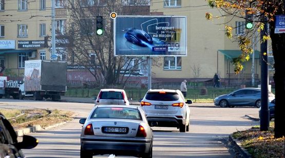 Фото рекламної площини за адресою Навои А. ул. / Миропольская ул., р-н "Юность", к рынку