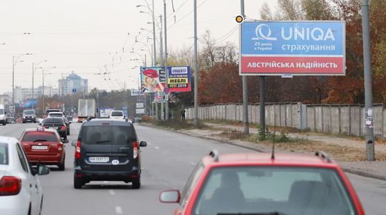 Фото рекламної площини за адресою Братиславская ул., к Крайней ул. и Лесному пр.