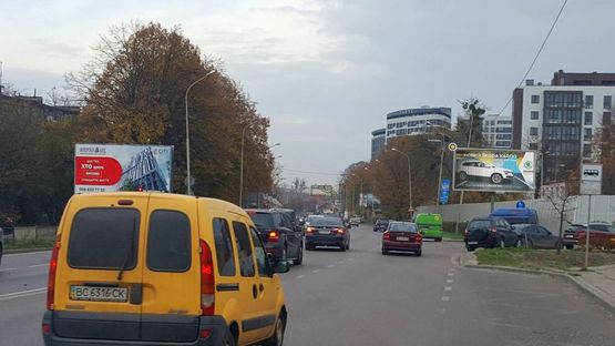 Фото рекламної площини за адресою Липинского ул, 11, от пр Черновола