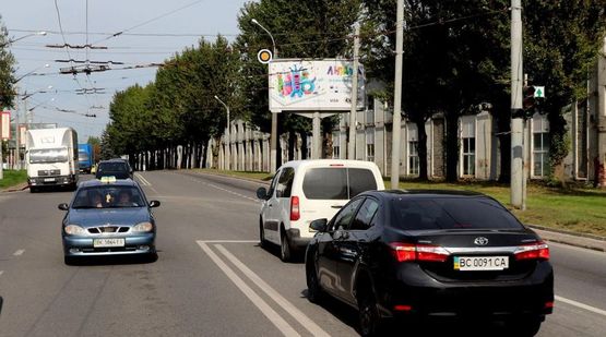 Фото рекламної площини за адресою Стрыйская ул / Рубчака ул, в центр Фото рекламної площини за адресою Стрыйская ул / Рубчака ул, в центр