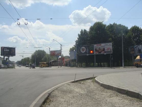 Фото рекламної площини за адресою Стрыйская ул. / Научная ул., левый, из центра