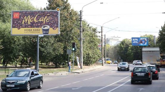 Фото рекламної площини за адресою Выговского ул.100, к ул. В.Великого