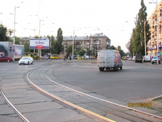 Фото рекламной плоскости по адресу Дарницкая (Ленинградская) пл. перехр. с ул. Сергиенко напротив д.№ 3 Фото рекламной плоскости по адресу Дарницкая (Ленинградская) пл. перехр. с ул. Сергиенко напротив д.№ 3