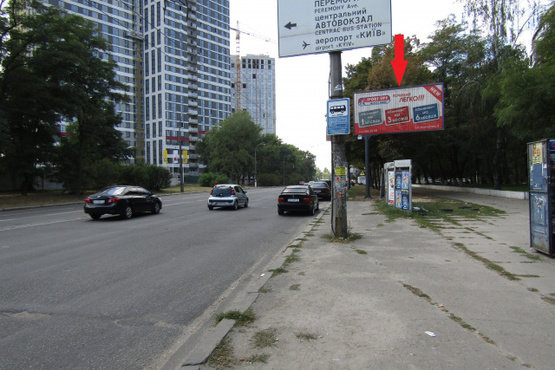 Фото рекламної площини за адресою Правды просп., 94 (Ашан, Будмаркет, ОщадБанк, Библиотека им. А.Головка ), в направ. ул. Маршала Гречко
