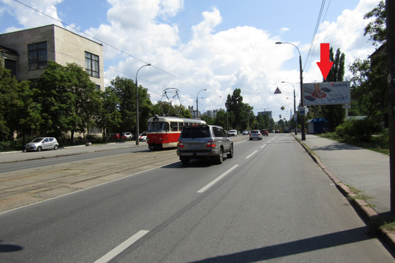 Фото рекламної площини за адресою Пражская ул., 10, (АТБ-маркет, АЗС "ОККО", супермакет "Фора", "Червоний маркет"),в направ. ул. Алма-атинской