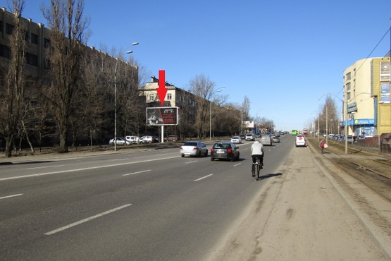 Фото рекламної площини за адресою Харьковское шоссе,50 , направление Дарницкой пл. (ТРЦ "МегаСити", Институт Химии)
