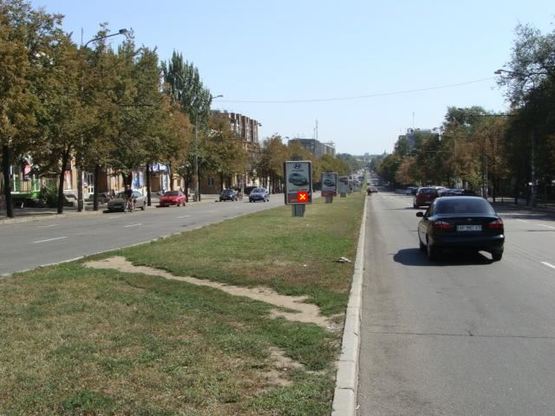 Фото рекламной плоскости по адресу вул. Запорізька — вул. Приходська Фото рекламной плоскости по адресу вул. Запорізька — вул. Приходська