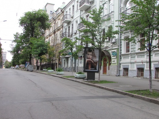 Фото рекламної площини за адресою Терещенковская, 21