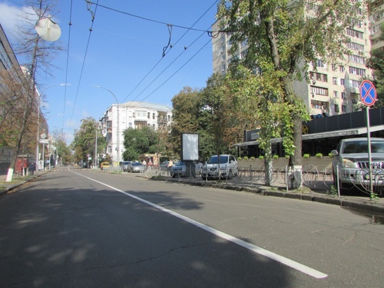 Фото рекламної площини за адресою Московська, 17