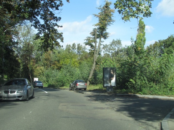 Фото рекламной плоскости по адресу Паркова дорога,  після  КВЦ "Парковий" (рух до центру) Фото рекламной плоскости по адресу Паркова дорога,  після  КВЦ "Парковий" (рух до центру)