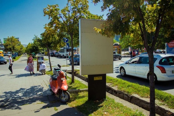 Фото рекламной плоскости по адресу Праці пр. (біля  світлофору) Фото рекламной плоскости по адресу Праці пр. (біля  світлофору)