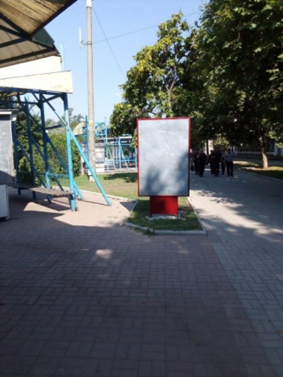 Фото рекламной плоскости по адресу Горького вул. (навпроти кафе Біфштекс) Фото рекламной плоскости по адресу Горького вул. (навпроти кафе Біфштекс)