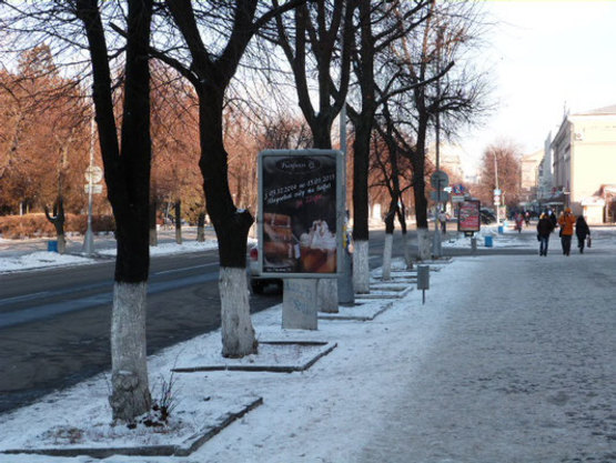 Фото рекламной плоскости по адресу ул. Соборная (ул.Ленина), 14/23, перекрёсток с бульв. Пушкина, возле Райисполкома и площади Независимости Фото рекламной плоскости по адресу ул. Соборная (ул.Ленина), 14/23, перекрёсток с бульв. Пушкина, возле Райисполкома и площади Независимости