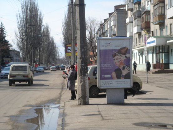 Фото рекламной плоскости по адресу ул. Первомайская, 29/5, перекр. с бульв. Пушкина, возле Автозаводского районного Суда Фото рекламной плоскости по адресу ул. Первомайская, 29/5, перекр. с бульв. Пушкина, возле Автозаводского районного Суда