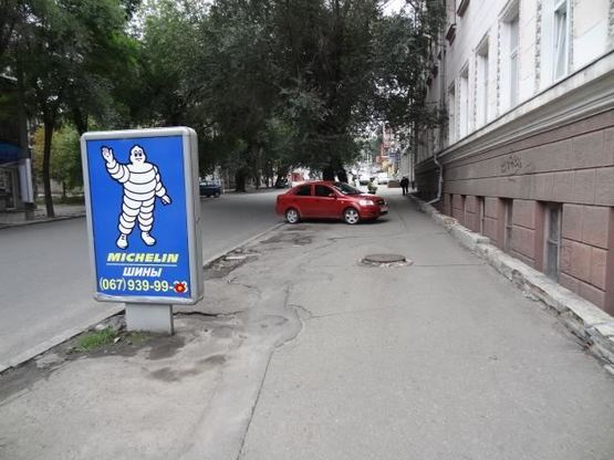 Фото рекламної площини за адресою вул.Січових Стрільців, 10/ул.Артема, 10